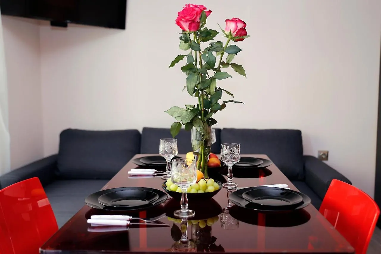 Deluxe 2 Studios City Center Burgas Apartament