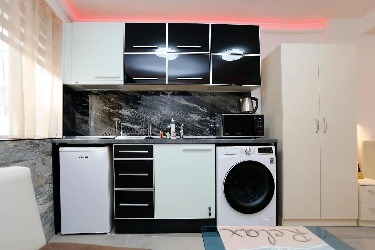 Deluxe 2 Studios City Center Burgas